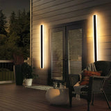 Elegant Striped LED Wall Light - Energy Efficient & Stylish Design 4
